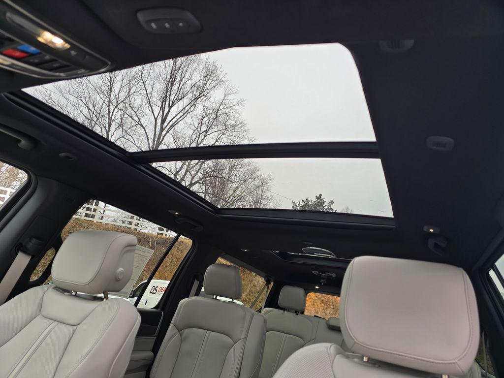 new 2026 Jeep Grand Wagoneer L car, priced at $72,833