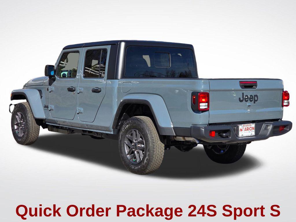 new 2026 Jeep Gladiator car, priced at $39,826