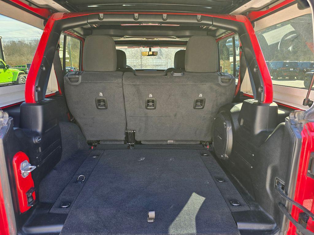 used 2021 Jeep Wrangler Unlimited car, priced at $34,564