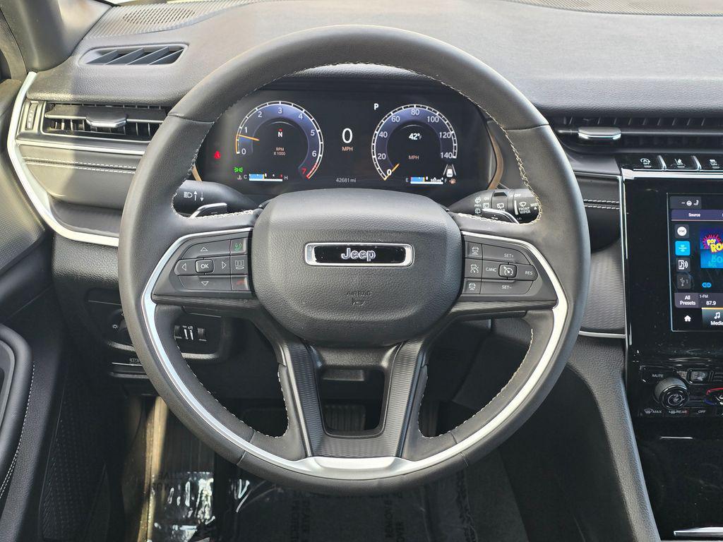 used 2024 Jeep Grand Cherokee L car, priced at $28,977