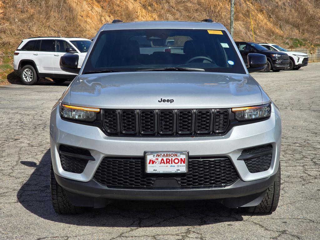 used 2025 Jeep Grand Cherokee car, priced at $33,777