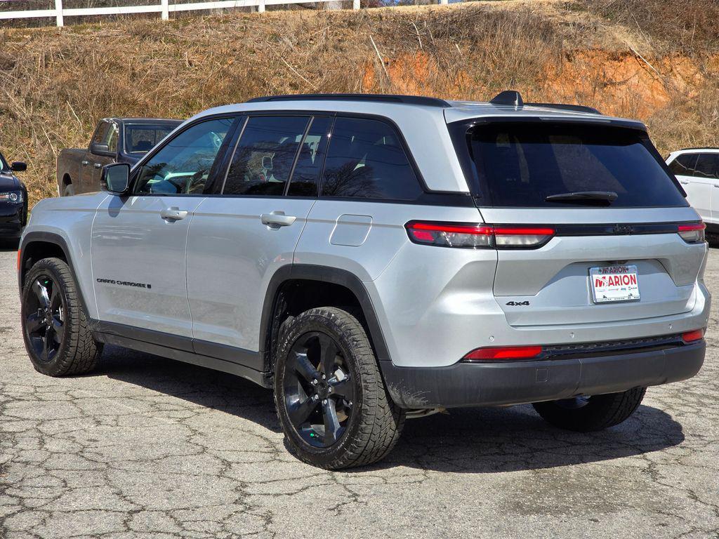 used 2025 Jeep Grand Cherokee car, priced at $33,777