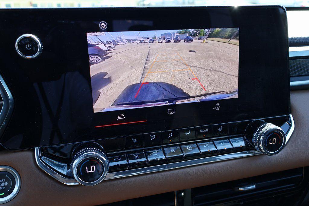 used 2024 GMC Canyon car, priced at $37,927