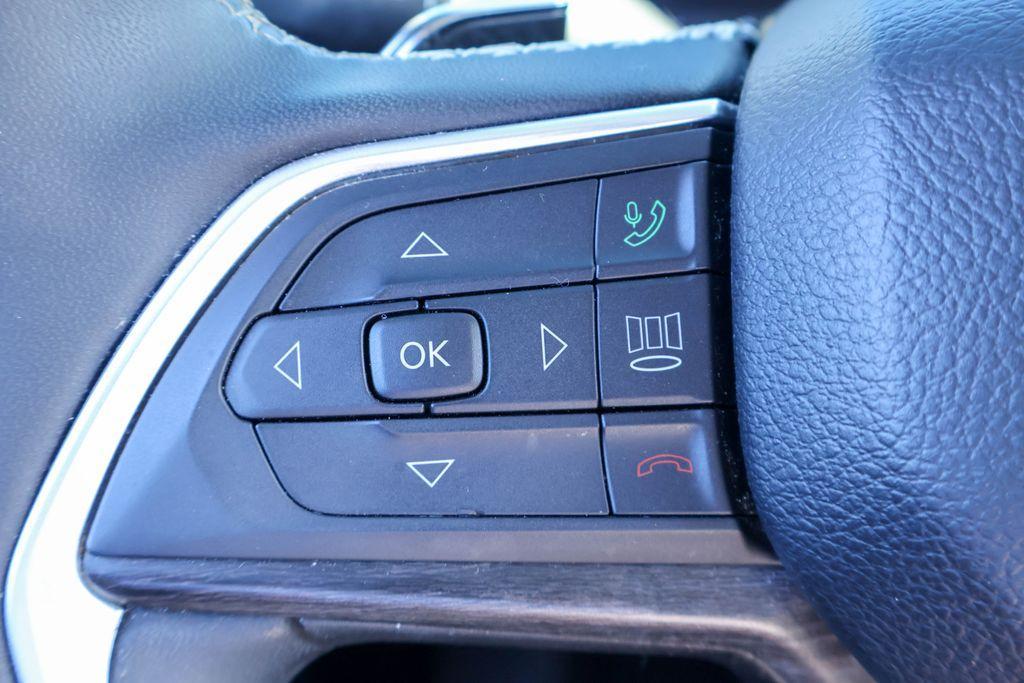 used 2023 Jeep Grand Cherokee car, priced at $26,536