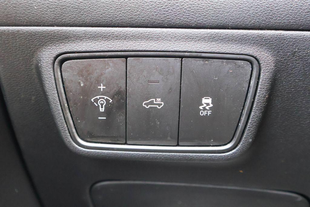 used 2023 Hyundai SANTA CRUZ car, priced at $22,500