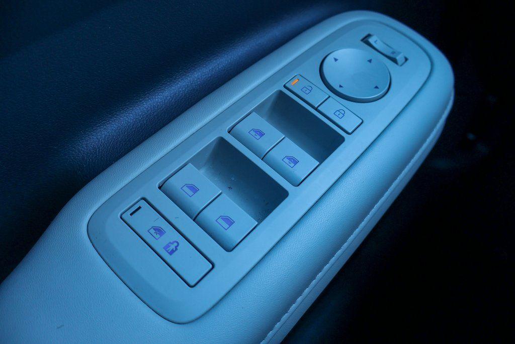 used 2025 Hyundai Santa Fe car, priced at $29,994