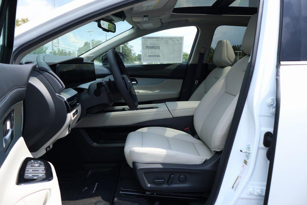 new 2025 Nissan Murano car, priced at $40,043