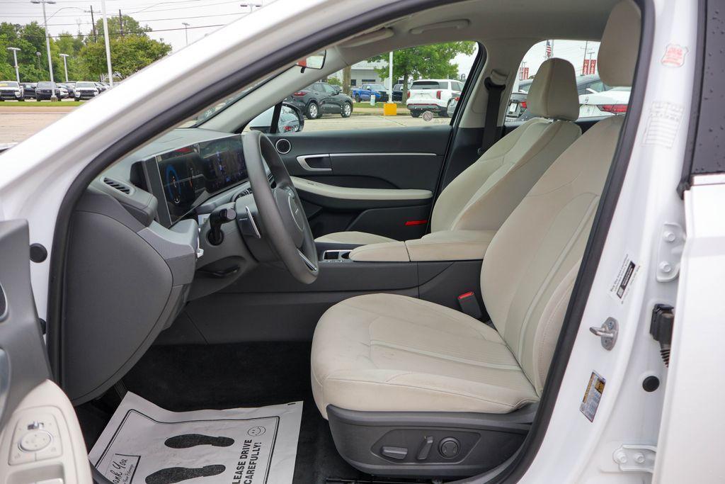 used 2025 Hyundai Sonata car, priced at $22,981