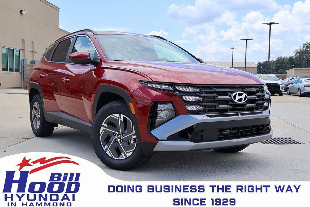 new 2025 Hyundai TUCSON Hybrid car, priced at $31,009