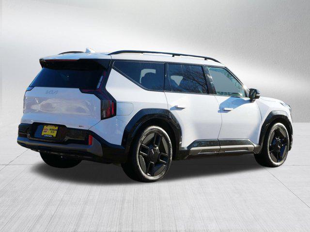 used 2025 Kia EV9 car, priced at $53,998