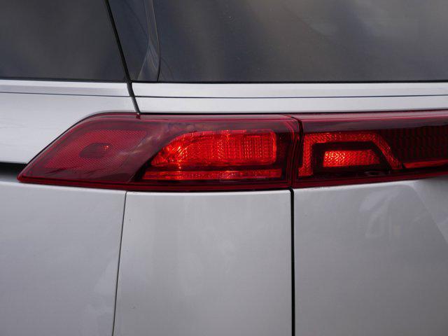 used 2022 Kia Carnival car, priced at $29,998