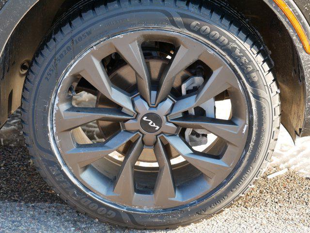 used 2023 Kia Sorento car, priced at $32,998