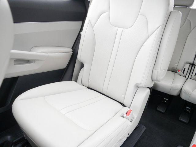 used 2023 Kia Sorento car, priced at $31,998