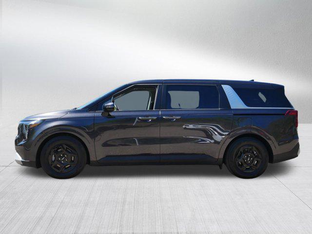 used 2025 Kia Carnival car, priced at $34,848