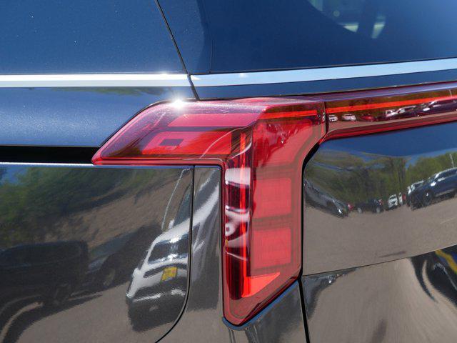 used 2025 Kia Carnival car, priced at $34,848