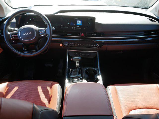 used 2025 Kia Carnival car, priced at $40,348