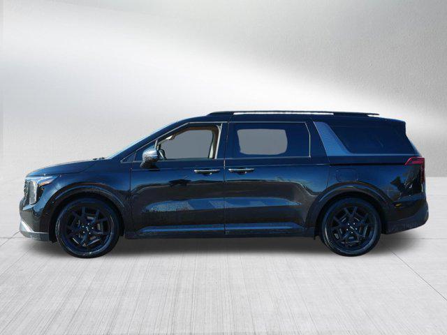 used 2025 Kia Carnival car, priced at $40,348