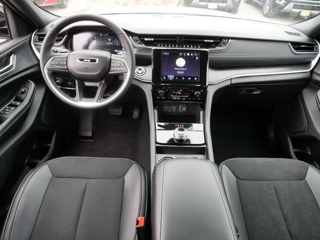 used 2025 Jeep Grand Cherokee L car, priced at $37,599