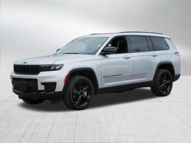used 2025 Jeep Grand Cherokee L car, priced at $37,599