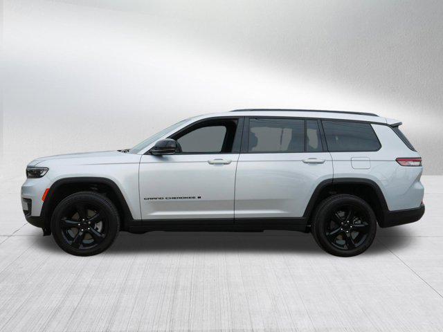 used 2025 Jeep Grand Cherokee L car, priced at $37,599