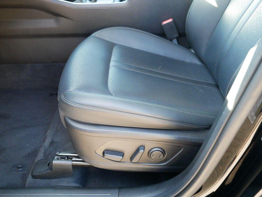 used 2023 Kia Sorento car, priced at $29,998
