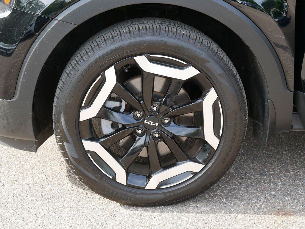 used 2024 Kia Telluride car, priced at $40,348
