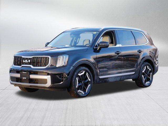 used 2023 Kia Telluride car, priced at $32,998