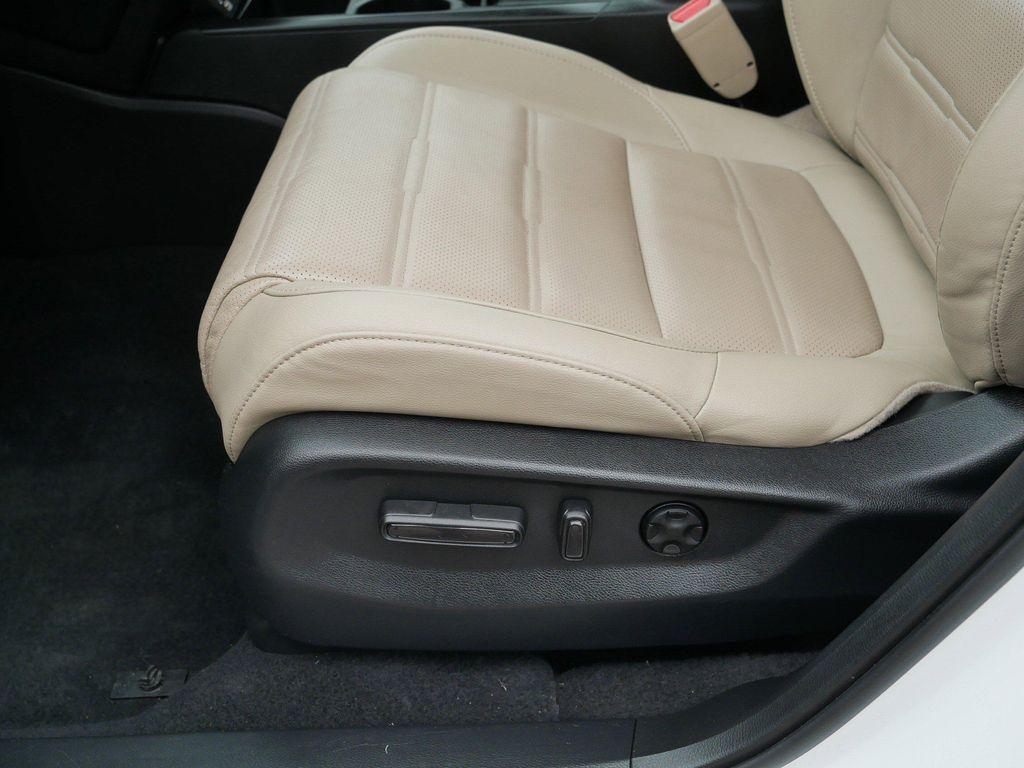 used 2022 Honda CR-V car, priced at $27,348
