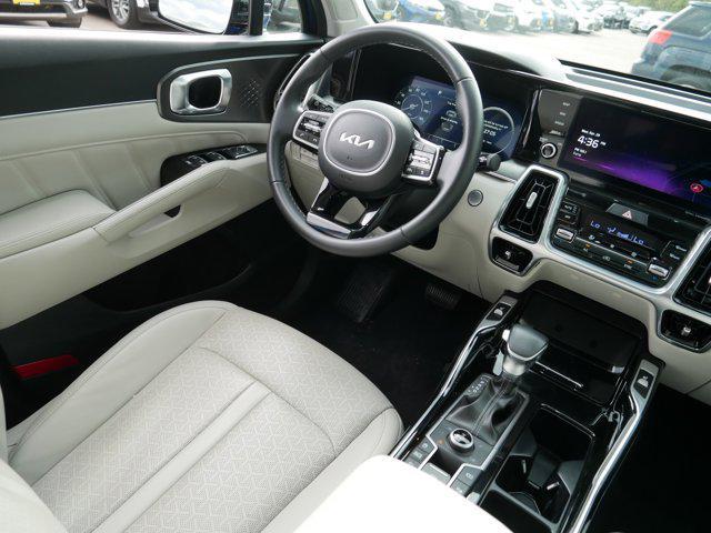 used 2023 Kia Sorento car, priced at $32,348