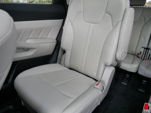 used 2023 Kia Sorento car, priced at $32,348