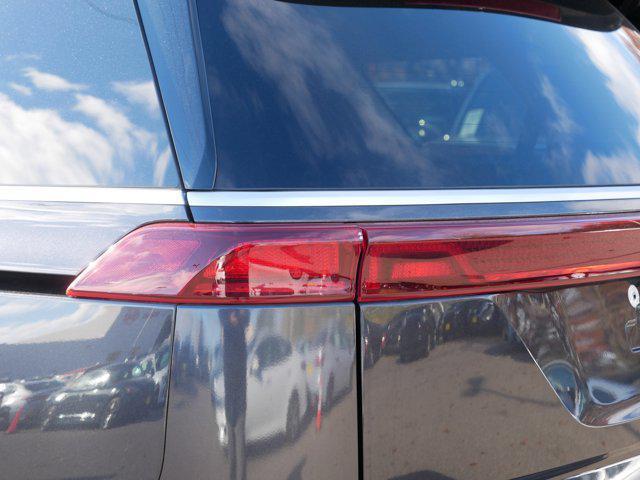 used 2024 Kia Carnival car, priced at $33,498