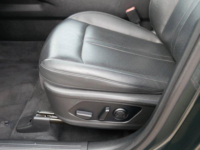 used 2022 Kia Sorento car, priced at $28,998