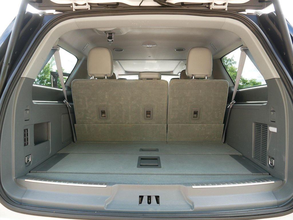 used 2019 Lincoln Navigator L car, priced at $30,348