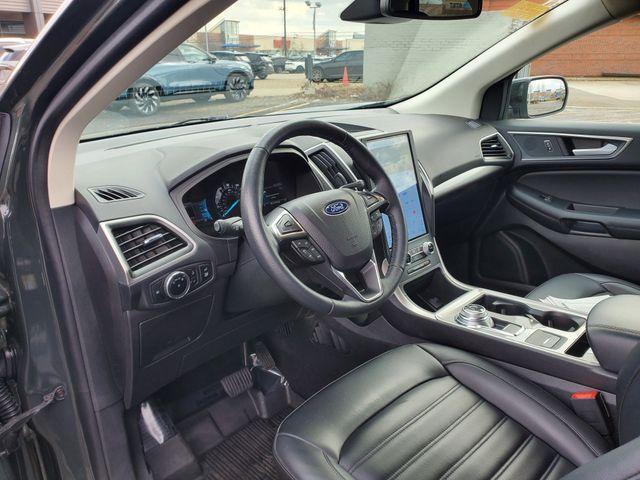 used 2024 Ford Edge car, priced at $24,900