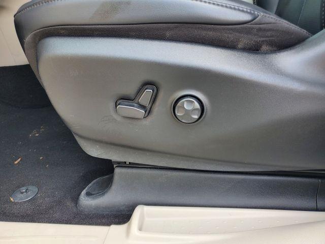 used 2023 Chrysler Pacifica car, priced at $25,900