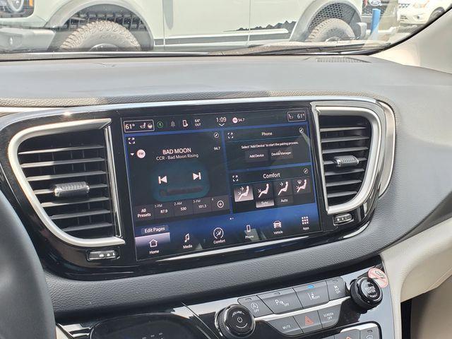 used 2023 Chrysler Pacifica car, priced at $25,900
