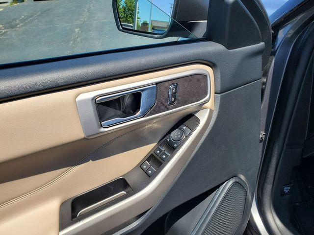 used 2023 Ford Explorer car, priced at $29,900