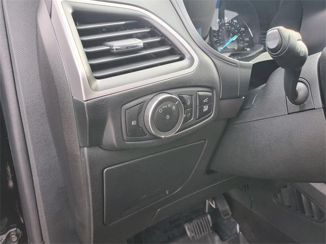 used 2024 Ford Edge car, priced at $24,900