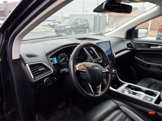 used 2024 Ford Edge car, priced at $22,900