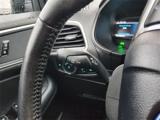 used 2024 Ford Edge car, priced at $22,900