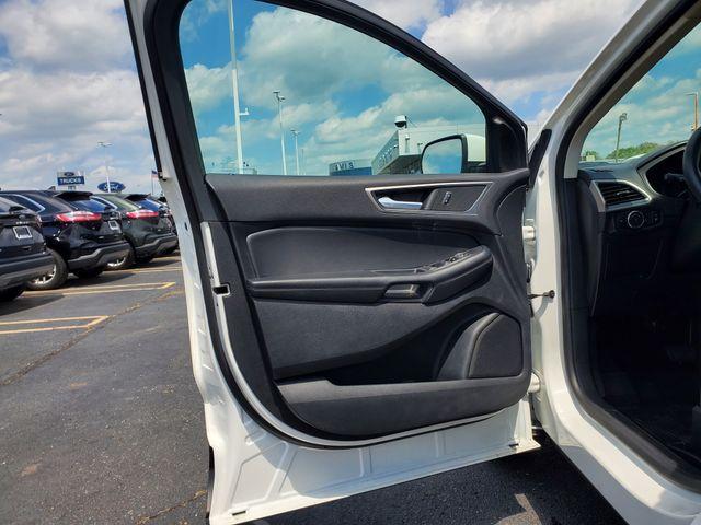 used 2024 Ford Edge car, priced at $26,500