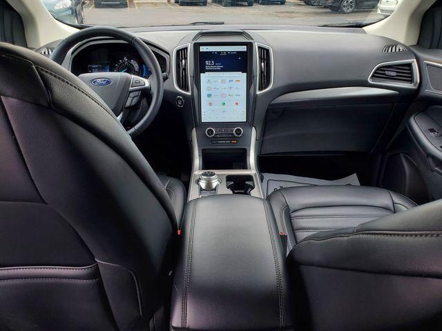 used 2024 Ford Edge car