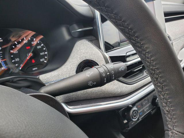 used 2025 Jeep Compass car, priced at $22,900