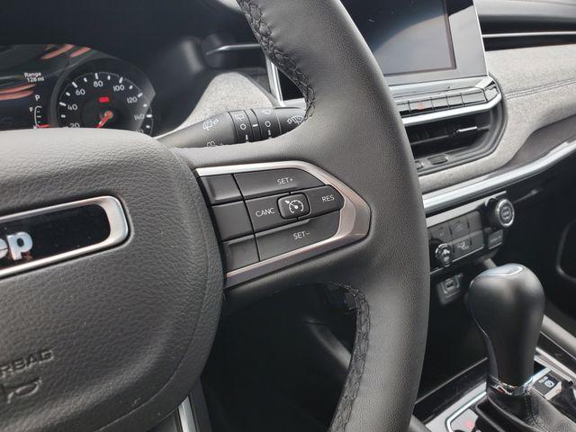 used 2025 Jeep Compass car, priced at $22,900