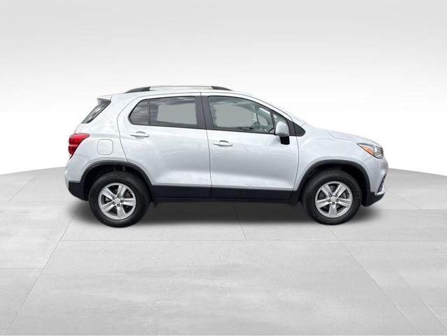 used 2022 Chevrolet Trax car, priced at $13,997
