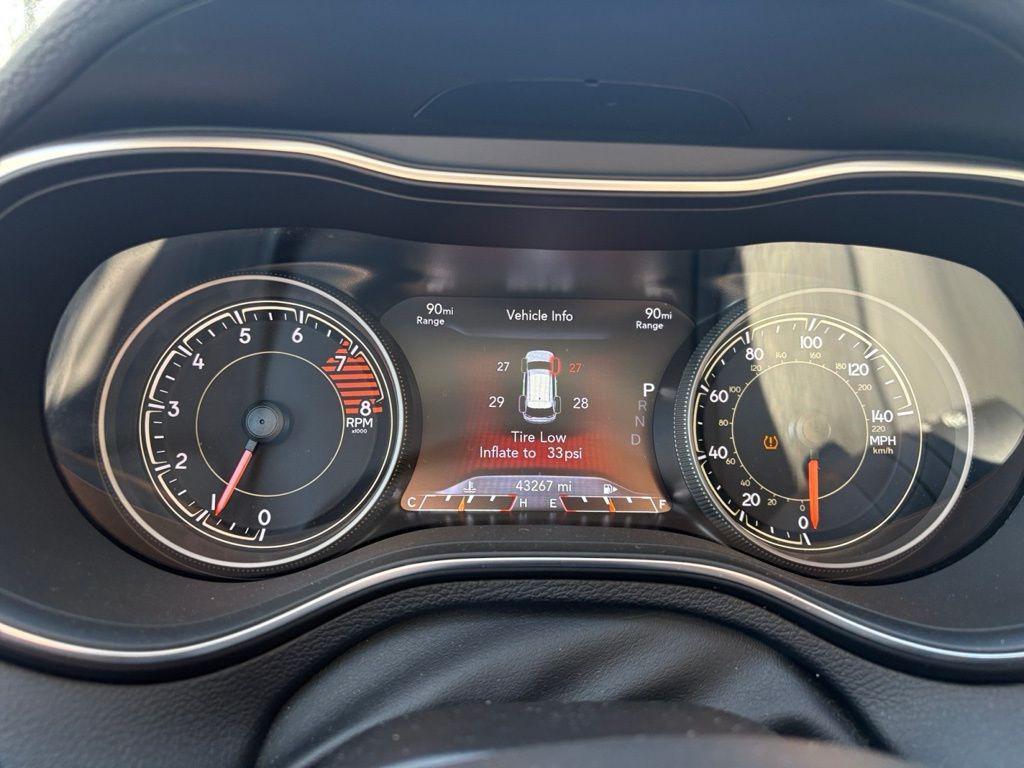 used 2022 Jeep Cherokee car, priced at $24,995