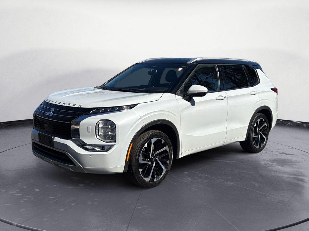 used 2023 Mitsubishi Outlander car, priced at $26,750