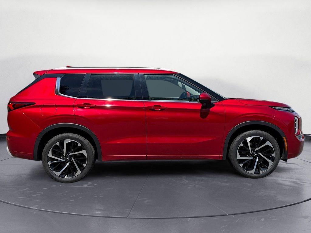 used 2022 Mitsubishi Outlander car, priced at $23,900