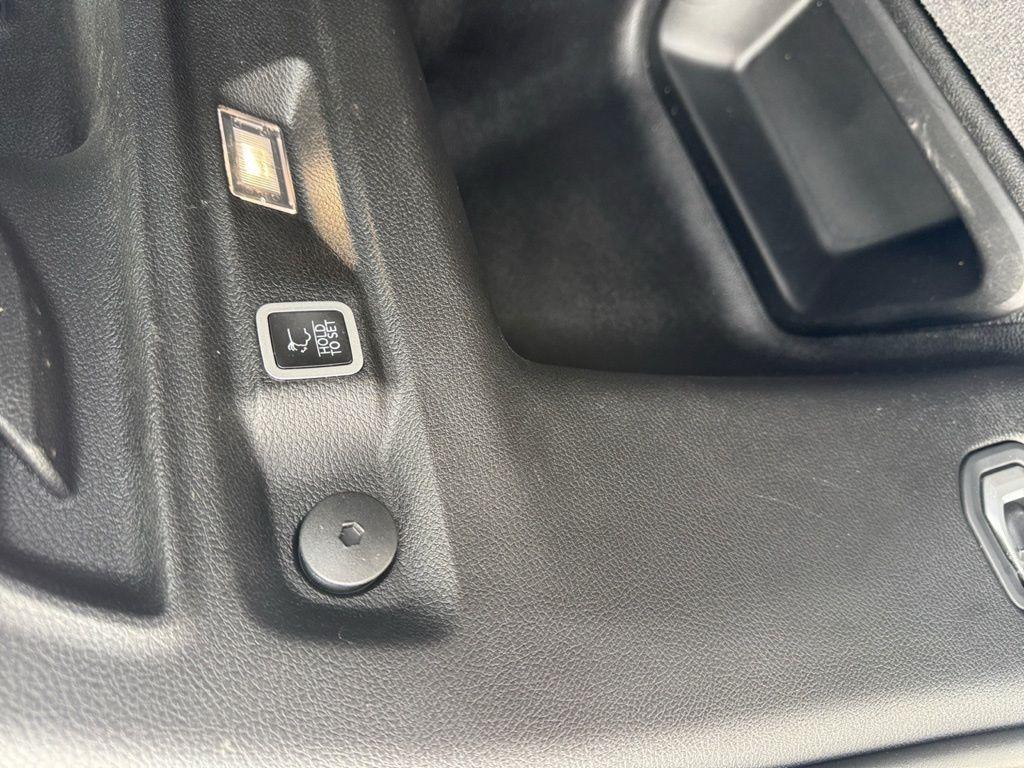 used 2022 Jeep Grand Cherokee L car, priced at $31,195