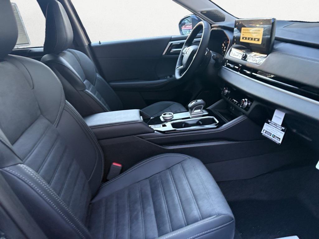 new 2026 Mitsubishi Outlander car, priced at $40,555